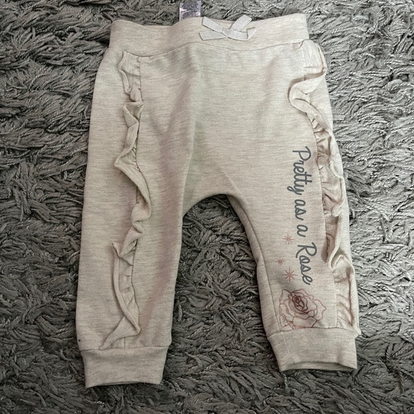 Belle Jogger set - Picture 5 of 7